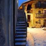 فندق مبيت وإفطار Eve 4*