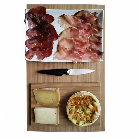 Eve Nocleg ze śniadaniem 4*